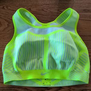 Nike fly knit sports bra
